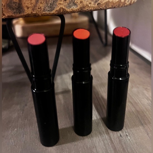 Luxurious Lipstick Set - Picture 3 of 4